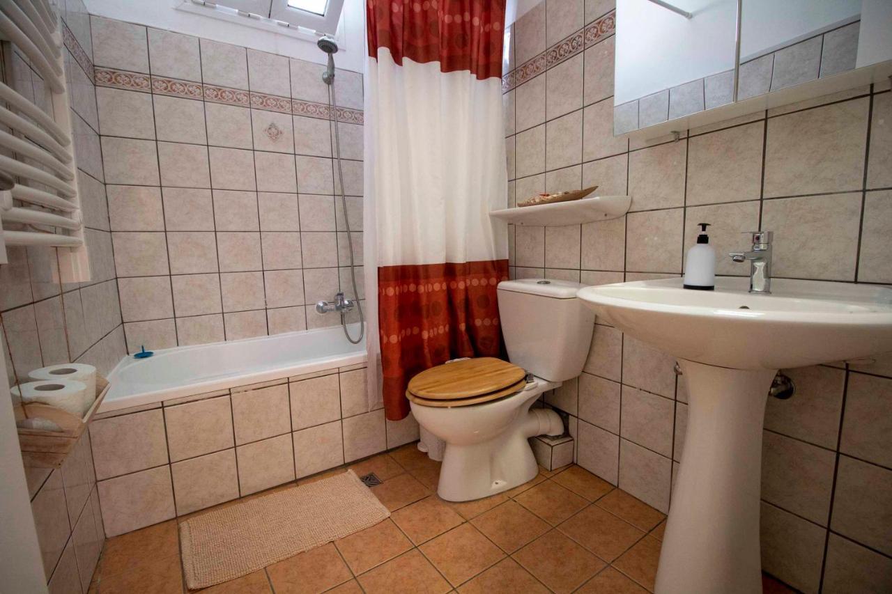 Casa Greca Vacation Home Ахарави Екстериор снимка